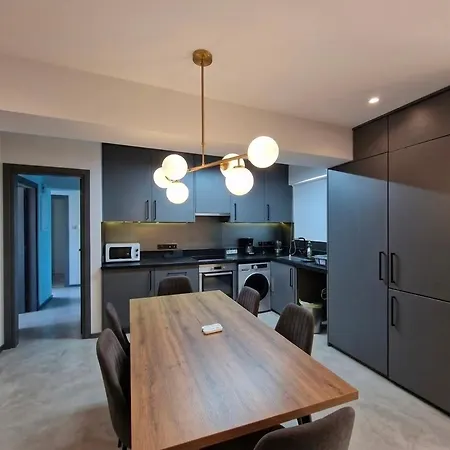 Kay-lux Apartment *